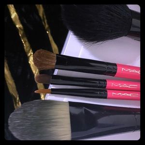 Nutcracker collection MAC travel size brushes.